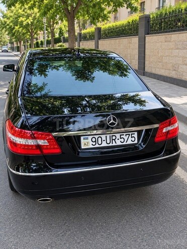 Mercedes E 350 2009, 270,000 km - 3.5 l - Bakı