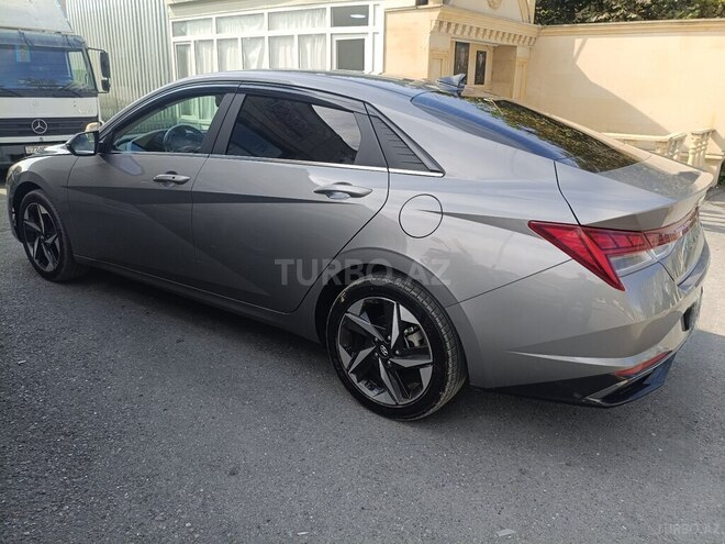 Hyundai Elantra 2021, 31,000 km - 2.0 l - Qəbələ