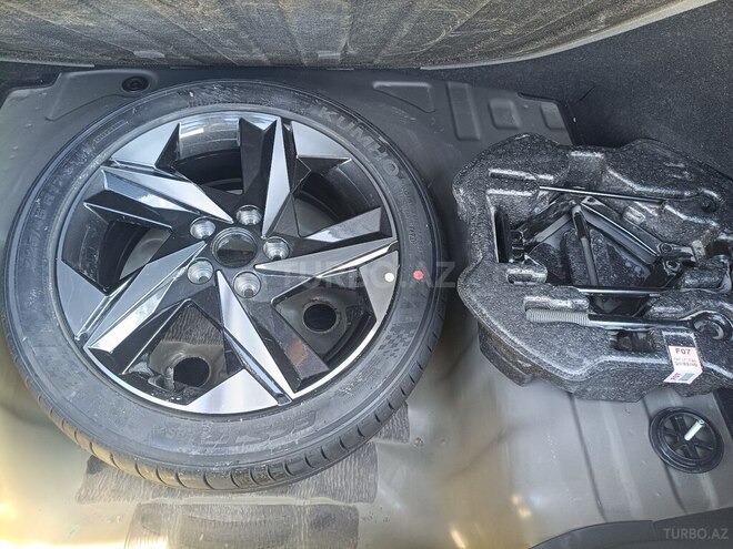 Hyundai Elantra 2021, 31,000 km - 2.0 l - Qəbələ