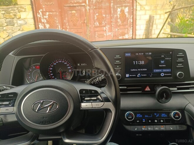 Hyundai Elantra 2021, 31,000 km - 2.0 l - Qəbələ
