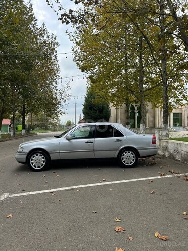 Mercedes C 200 1996, 268,202 km - 2.0 l - Masallı