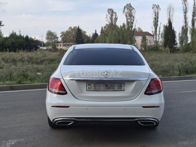 Mercedes E 220 d 2016, 189,600 km - 2.1 l - Bakı