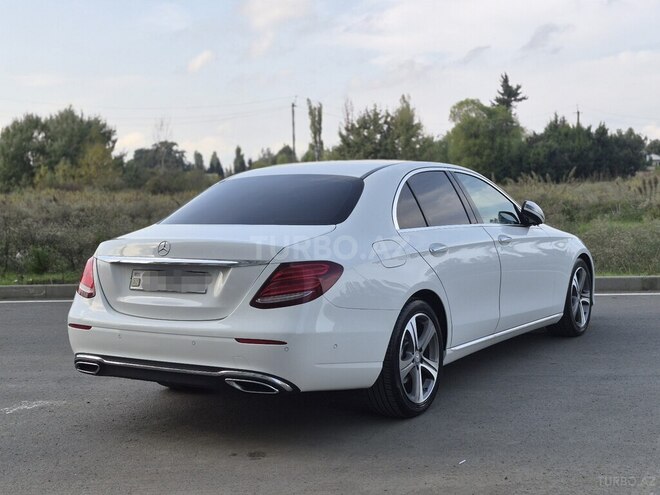 Mercedes E 220 d 2016, 189,600 km - 2.1 l - Bakı