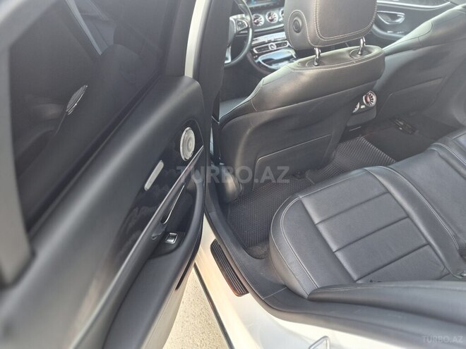 Mercedes E 220 d 2016, 189,600 km - 2.1 l - Bakı