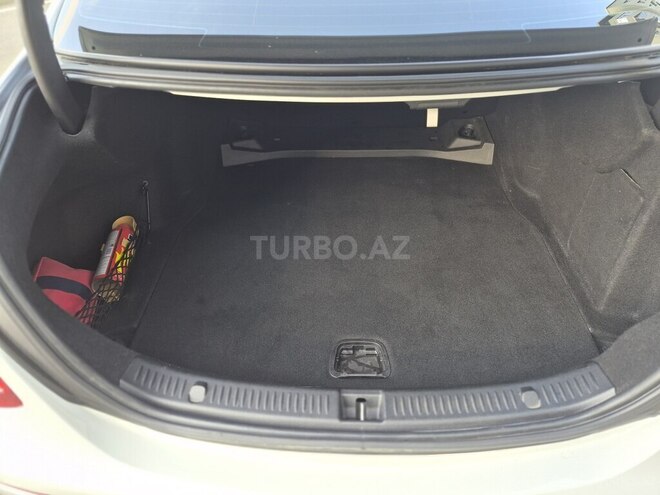 Mercedes E 220 d 2016, 189,600 km - 2.1 l - Bakı