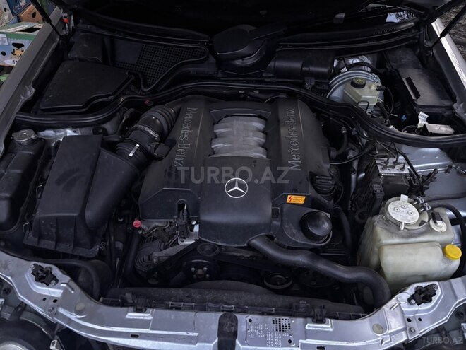 Mercedes E 240 2001, 195,698 km - 2.4 l - Masallı