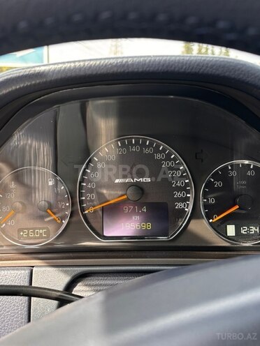 Mercedes E 240 2001, 195,698 km - 2.4 l - Masallı
