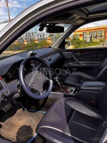 Mercedes E 240 2001, 195,698 km - 2.4 l - Masallı