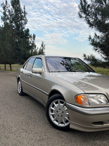 Mercedes C 230 1999, 271,000 km - 2.3 л - Masallı