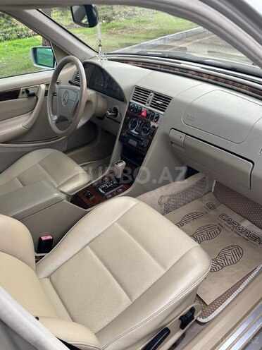 Mercedes C 230 1999, 271,000 km - 2.3 л - Masallı