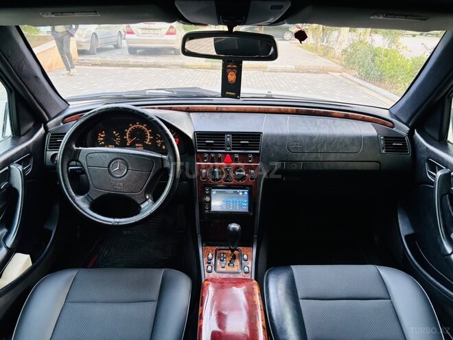 Mercedes C 230 2000, 213,000 km - 2.3 l - İmişli