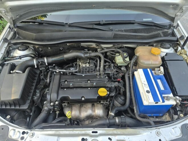 Opel Astra 2005, 310,000 km - 1.4 l - Zaqatala