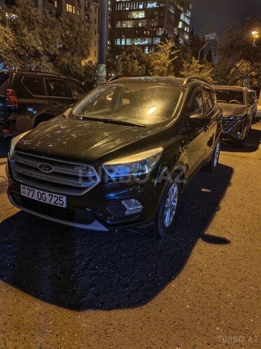 Ford Escape 2018, 270,000 km - 1.5 l - Bakı