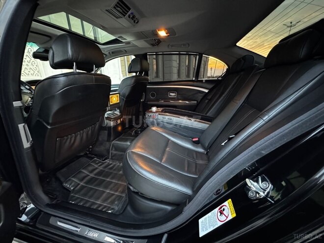 BMW 750 2006, 357,000 km - 4.8 l - Saatlı