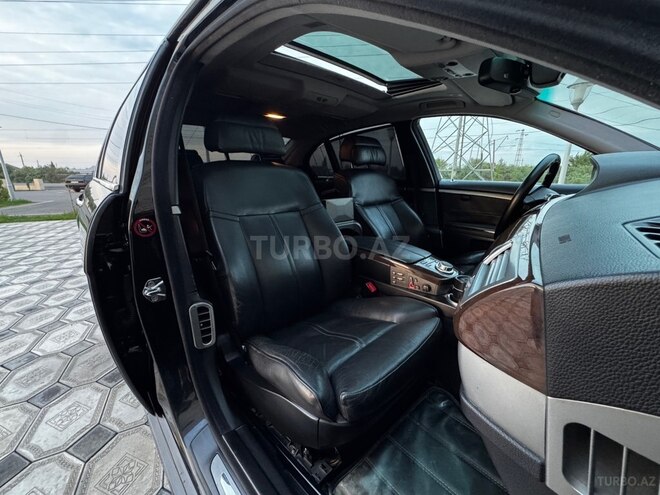 BMW 750 2006, 357,000 km - 4.8 l - Saatlı