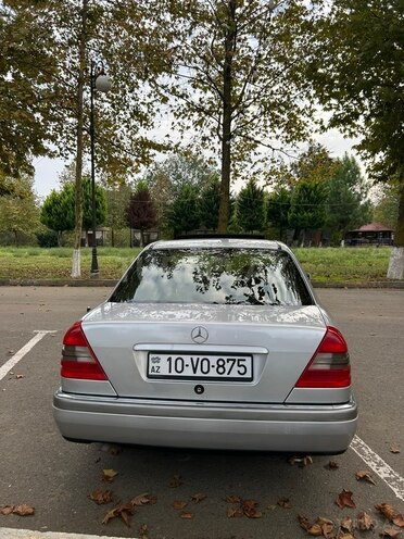 Mercedes C 200 1996, 268,202 km - 2.0 l - Masallı