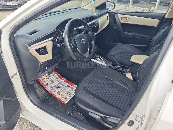 Toyota Corolla 2014, 210,000 km - 1.6 l - Bakı