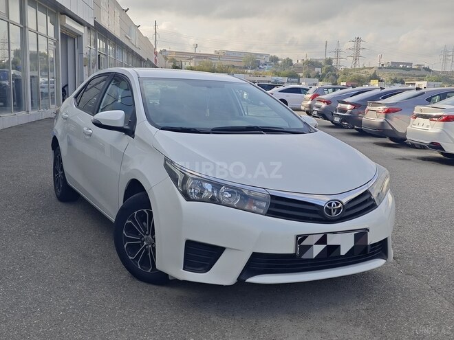 Toyota Corolla 2014, 210,000 km - 1.6 l - Bakı