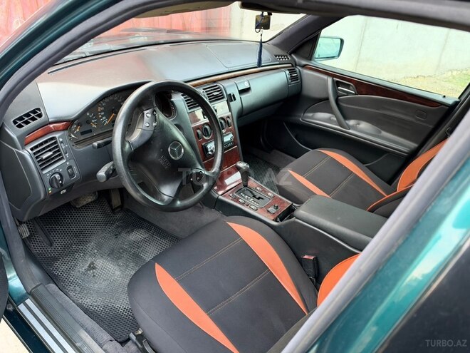Mercedes E 200 1997, 488,890 km - 2.0 l - Yevlax