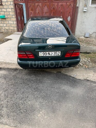 Mercedes E 200 1997, 488,890 km - 2.0 l - Yevlax