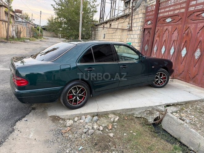 Mercedes E 200 1997, 488,890 km - 2.0 l - Yevlax