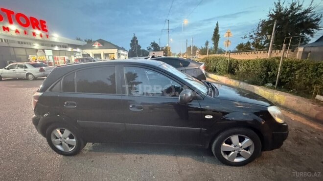Kia Rio 2006, 528,000 km - 1.5 l - Gəncə