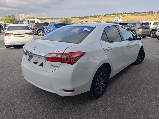 Toyota Corolla 2014, 210,000 km - 1.6 l - Bakı