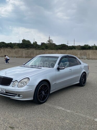 Mercedes E 320 2006, 300,000 km - 3.0 л - Bakı