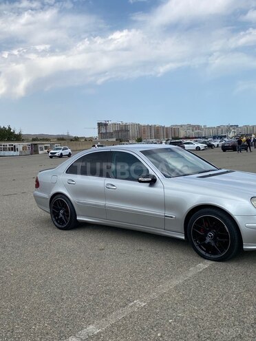 Mercedes E 320 2006, 300,000 km - 3.0 л - Bakı