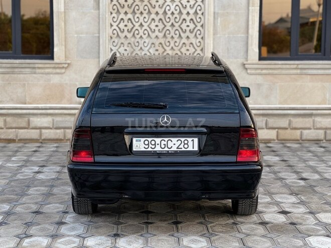 Mercedes C 220 2000, 318,000 km - 2.2 л - Saatlı