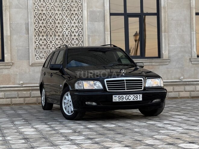 Mercedes C 220 2000, 318,000 km - 2.2 л - Saatlı