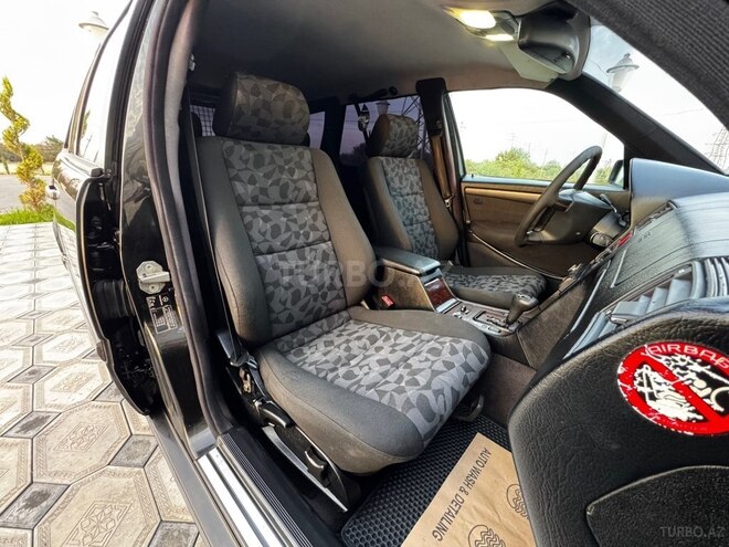 Mercedes C 220 2000, 318,000 km - 2.2 л - Saatlı
