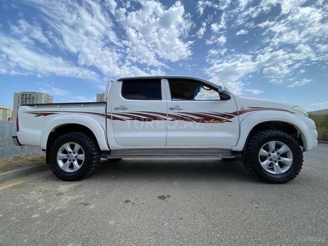 Toyota Hilux 2006, 568,000 km - 2.5 l - Bakı