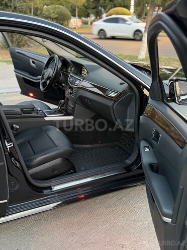 Mercedes E 250 2010, 234,766 km - 2.1 л - Bakı