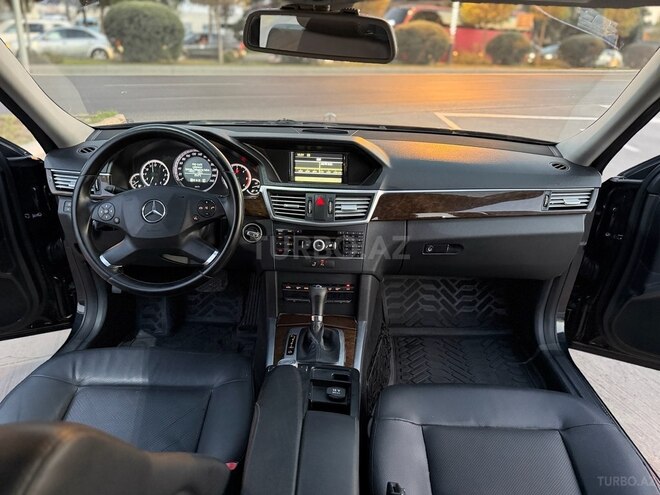 Mercedes E 250 2010, 234,766 km - 2.1 л - Bakı