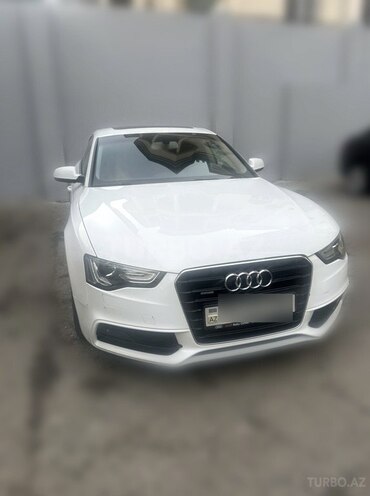 Audi A5 2013, 158,648 km - 2.0 л - Bakı