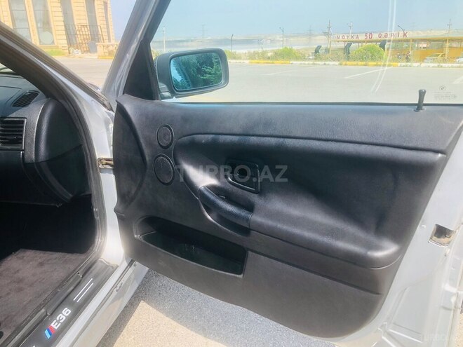 BMW 320 1995, 380,000 km - 2.0 l - Bakı