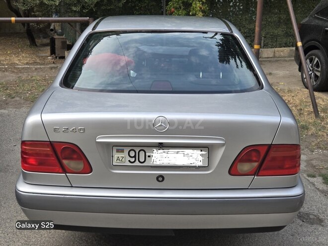 Mercedes E 240 1998, 275,000 km - 2.4 l - Bakı
