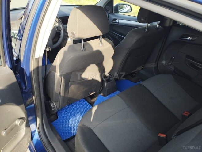 Opel Astra 2005, 276,421 km - 1.4 л - Zaqatala