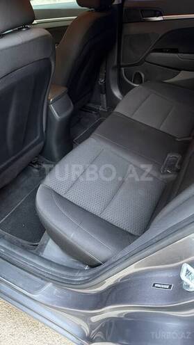 Hyundai Elantra 2019, 141,622 km - 2.0 l - Bakı
