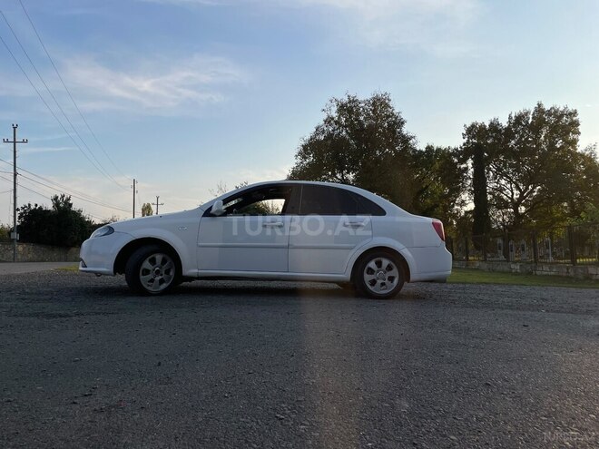 Daewoo Gentra 2014, 530,000 km - 1.5 л - Zaqatala