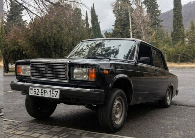 LADA (VAZ) 2107 2011, 100,000 km - 1.7 л - Qax
