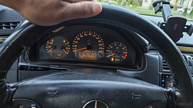 Mercedes E 240 1999, 453,950 km - 2.4 l - Ağstafa