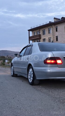 Mercedes E 240 1999, 453,950 km - 2.4 l - Ağstafa