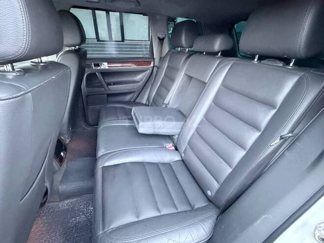 Volkswagen Touareg 2006, 290,000 km - 3.2 л - Bakı