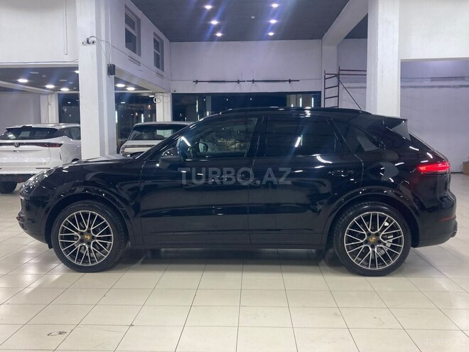 Porsche Cayenne 2018, 71,400 km - 3.0 l - Bakı