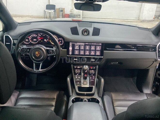 Porsche Cayenne 2018, 71,400 km - 3.0 l - Bakı