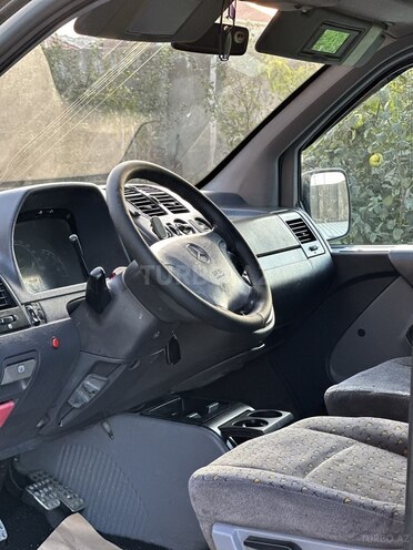 Mercedes  1999, 201,648 km - 2.1 l - Bakı