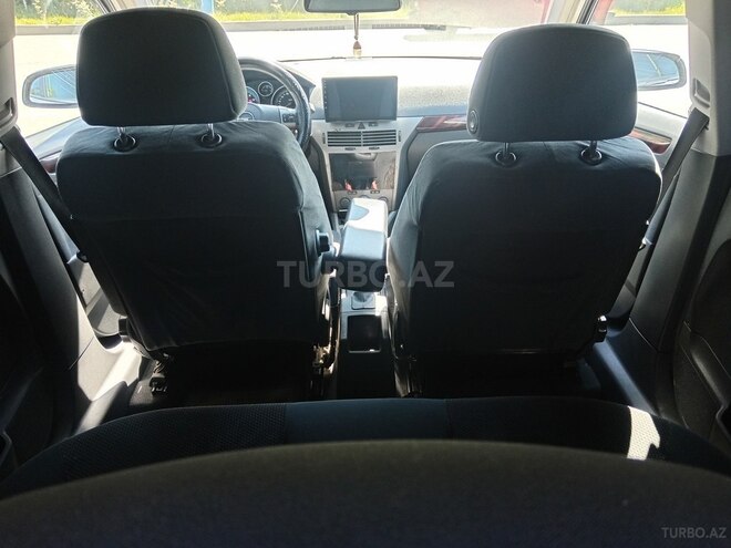Opel Astra 2005, 330,000 km - 1.4 л - Qusar