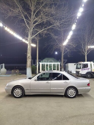 Mercedes E 280 1999, 23,564 km - 2.8 л - Şəmkir